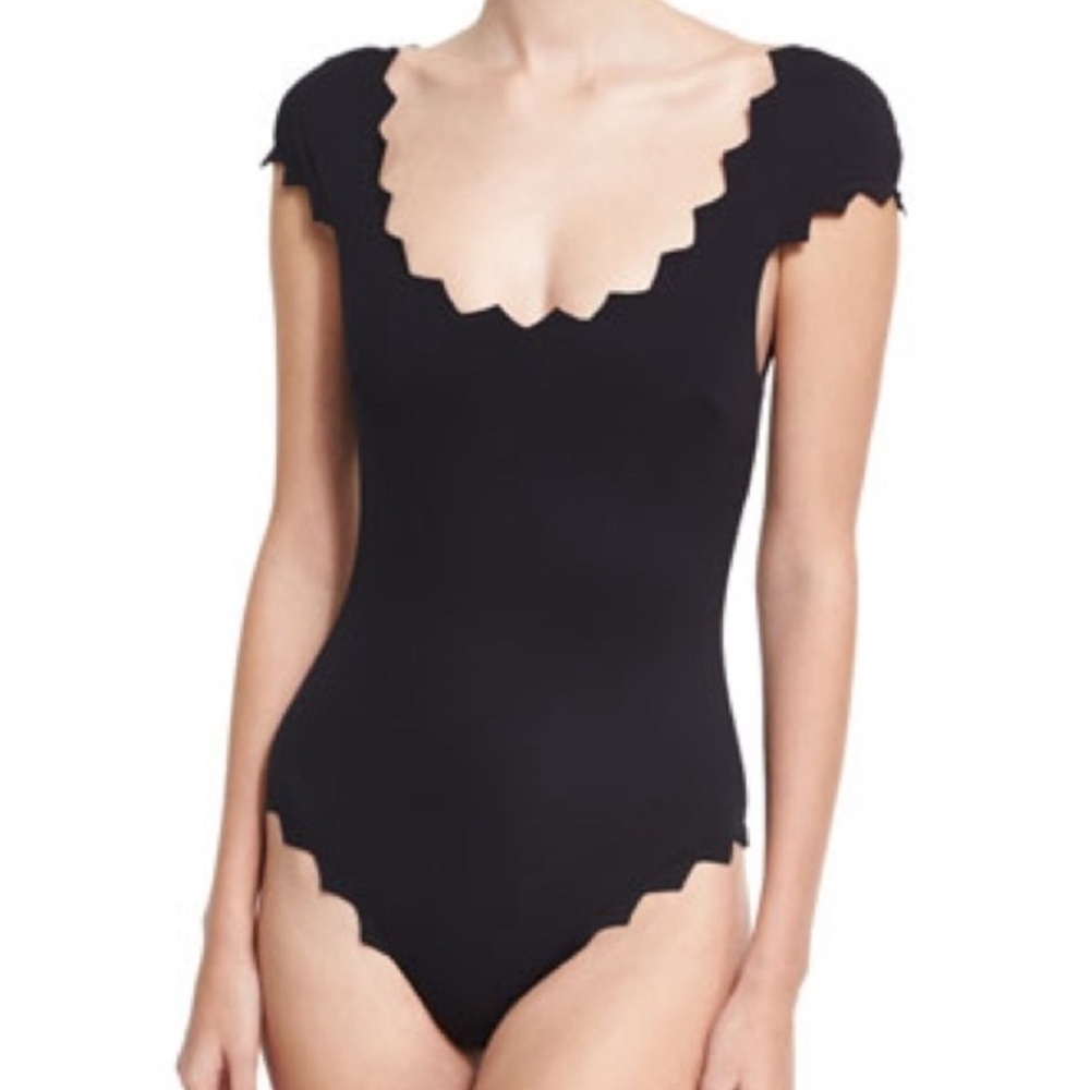 MARYSIA SCALLOPED MEXICO ONE PIECE SWIMSUIT